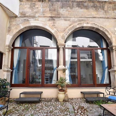 Iflat Agli Archetti Del Centro Palermo Exterior foto