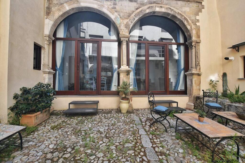 Iflat Agli Archetti Del Centro Palermo Exterior foto